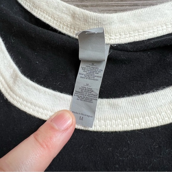 Cut/Sew “Keep Cosplay Weird” Black & White Ringer T-Shirt Size M - Picture 4 of 5